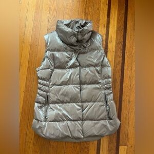 Athleta puffy down vest L large gray pewter EUC